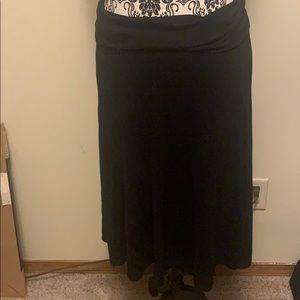 Black express skirt